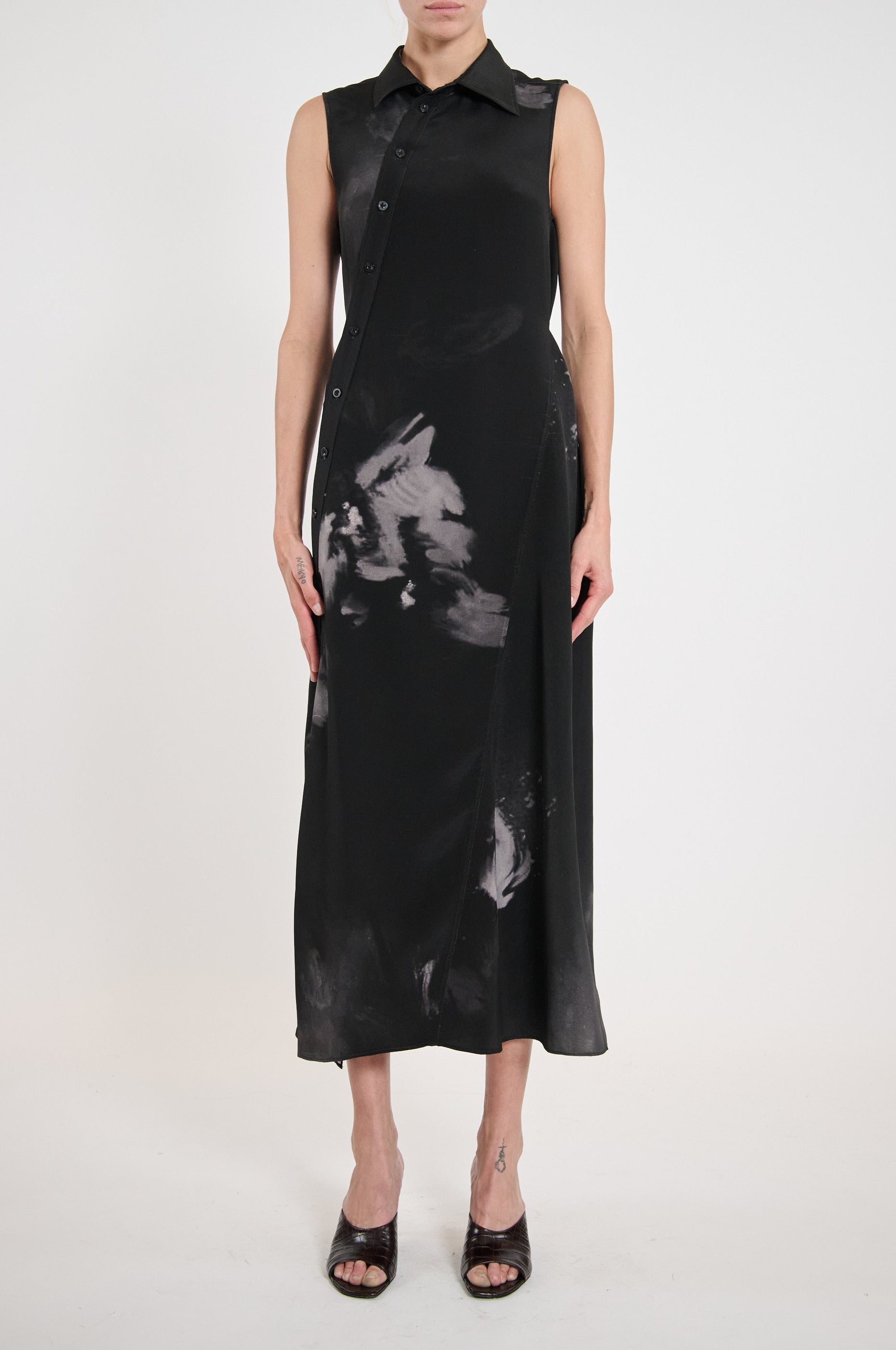 SS25 ARLO DRESS - BLACK WHITE ROSE - LAST ONE