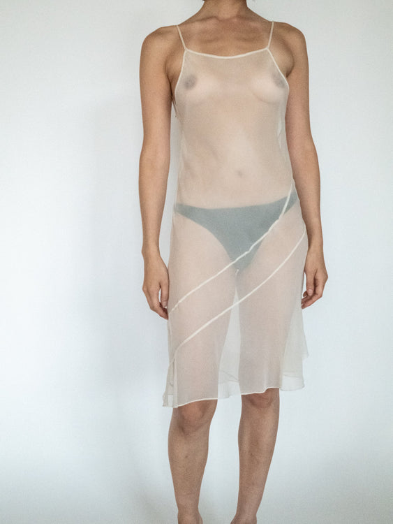 CARRIE CHIFFON DRESS IN WHITE