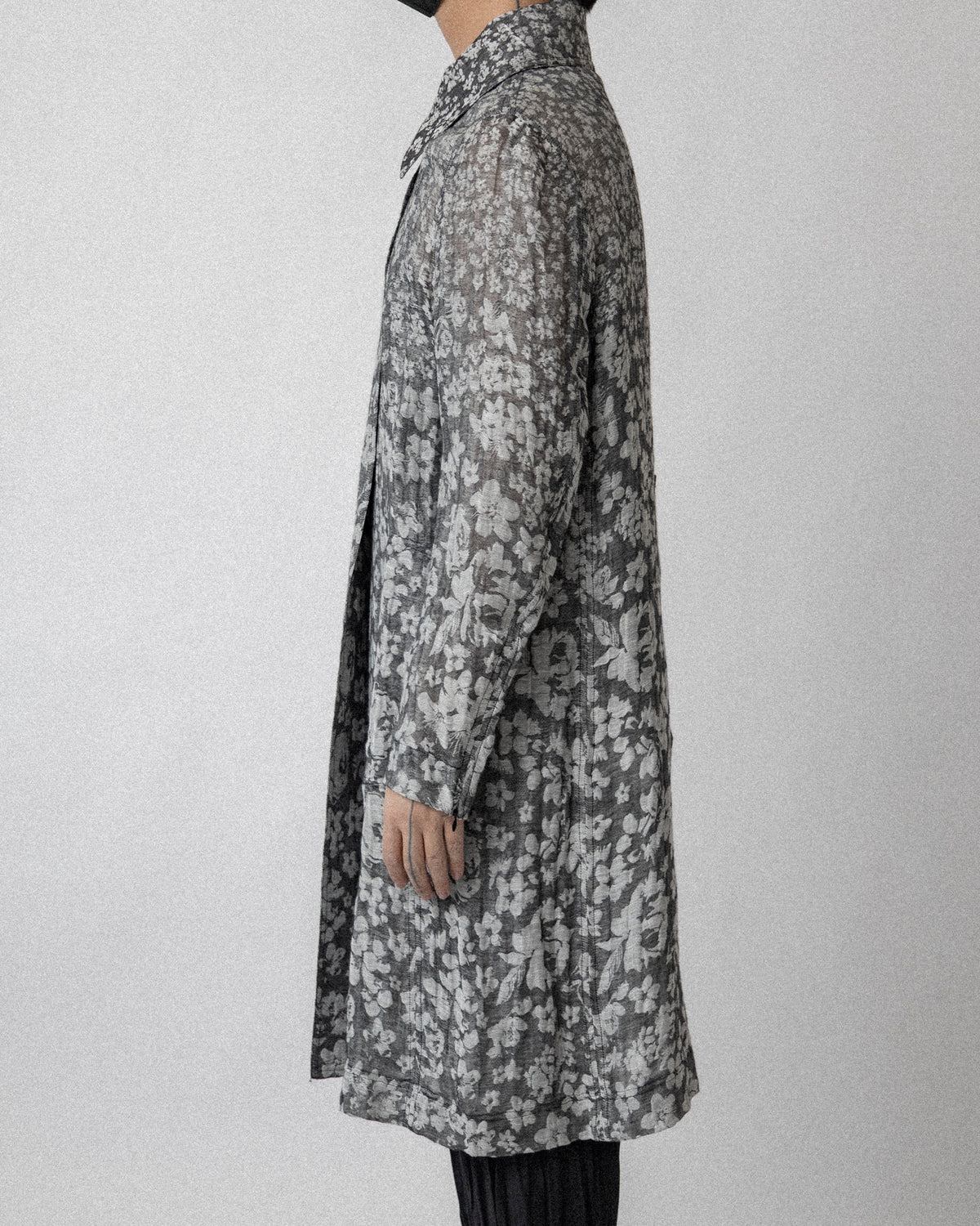 Floral Jacquard Lab Coat Gray - Cross shoulder 18''
