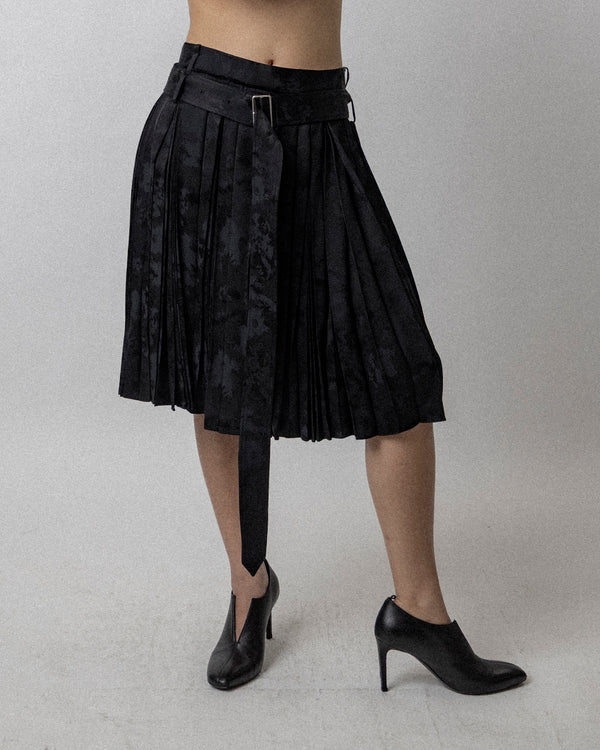Belted Pleated Skirt Black Jacquard viscose / Waist 32''