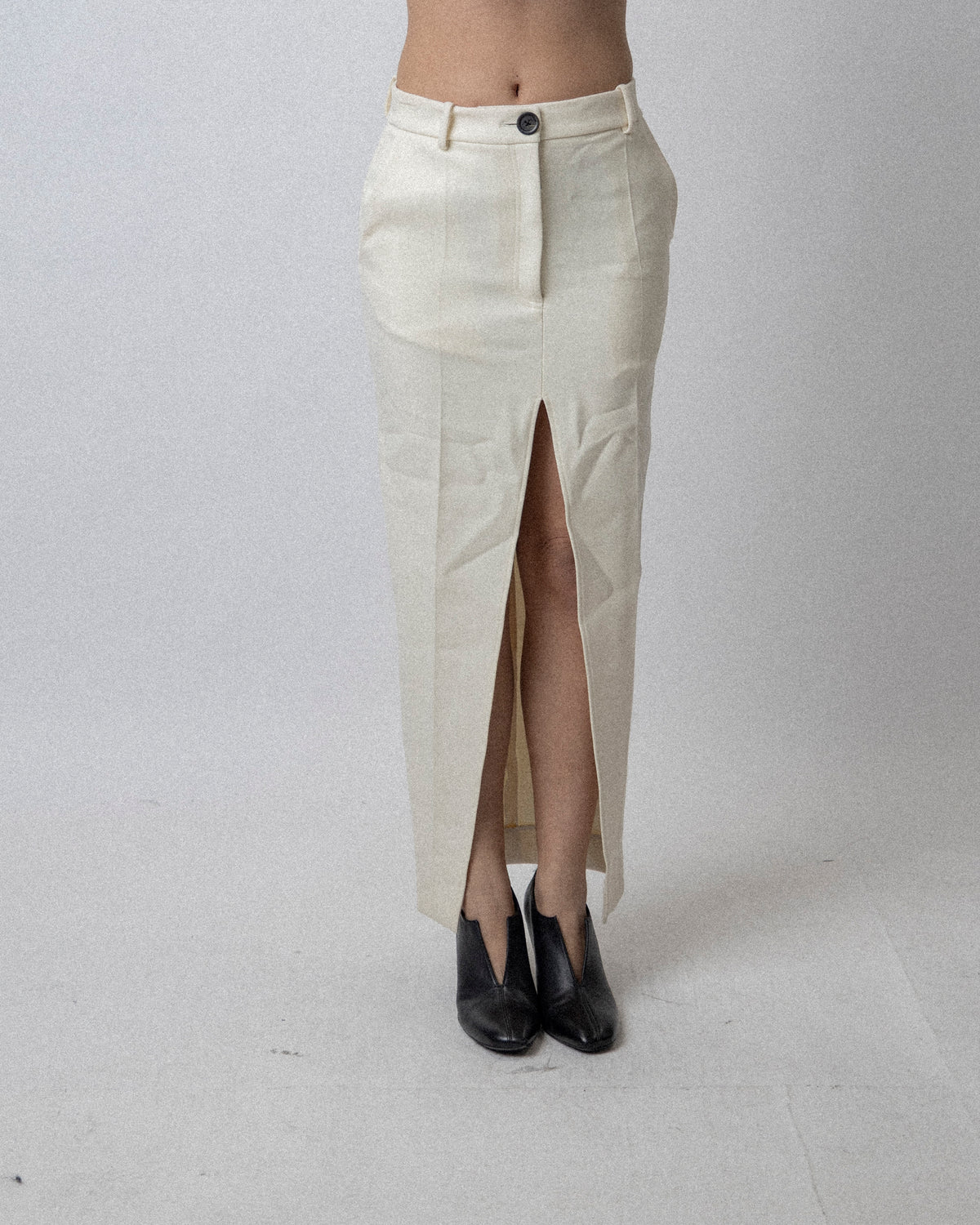 Front Slit Tailored Skirt Cream - Waist 30.5''