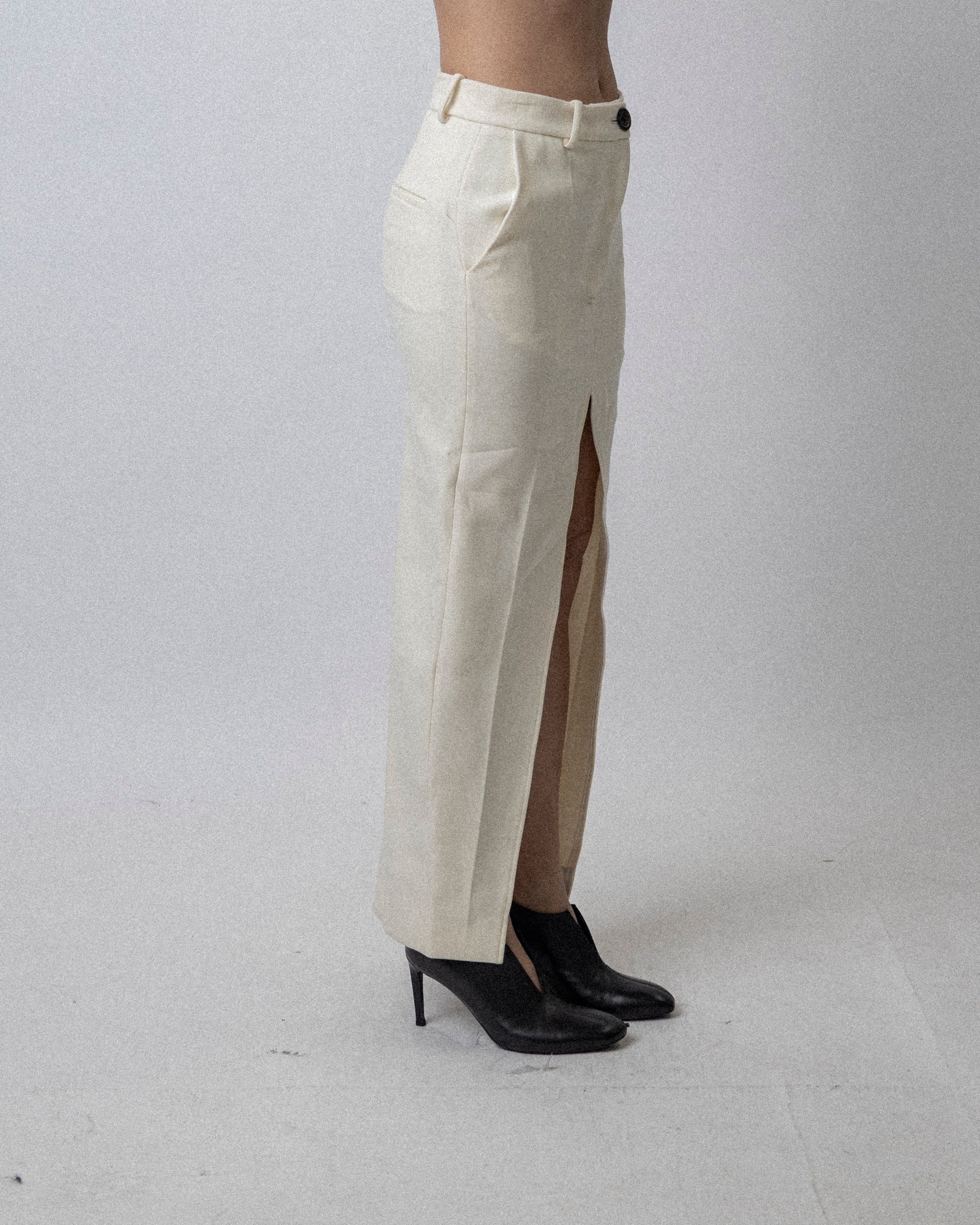 Front Slit Tailored Skirt Cream - Waist 30.5''