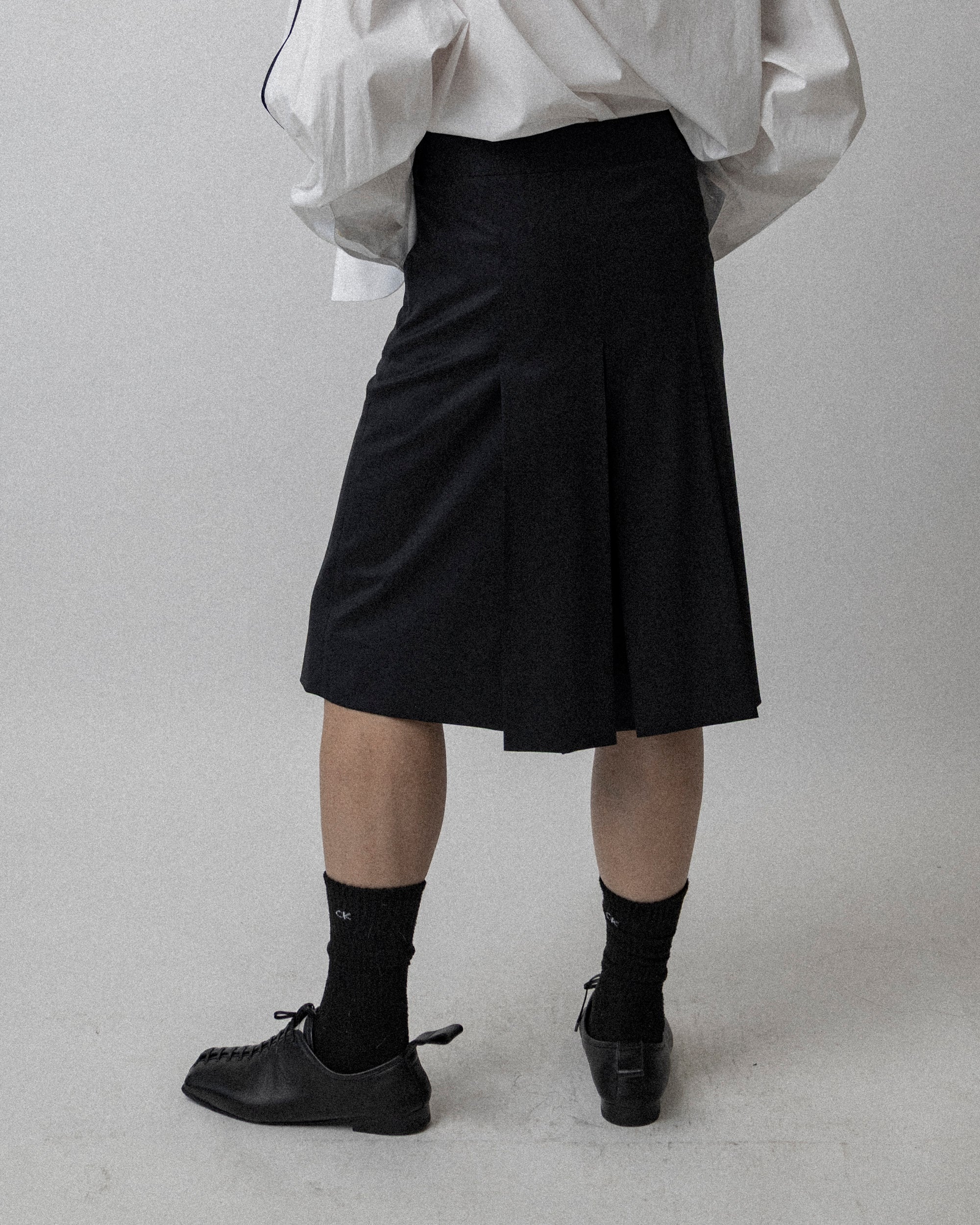 High Waisted Pleated Skort Wool Black - Waist 34.5''