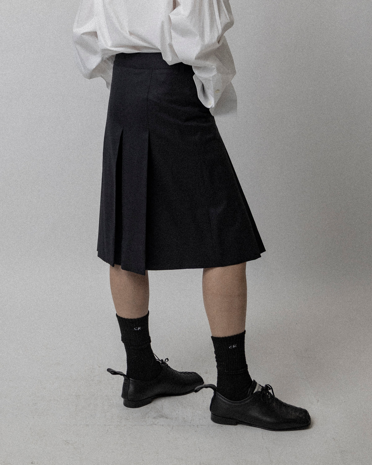 High Waisted Pleated Skort Wool Black - Waist 34.5''