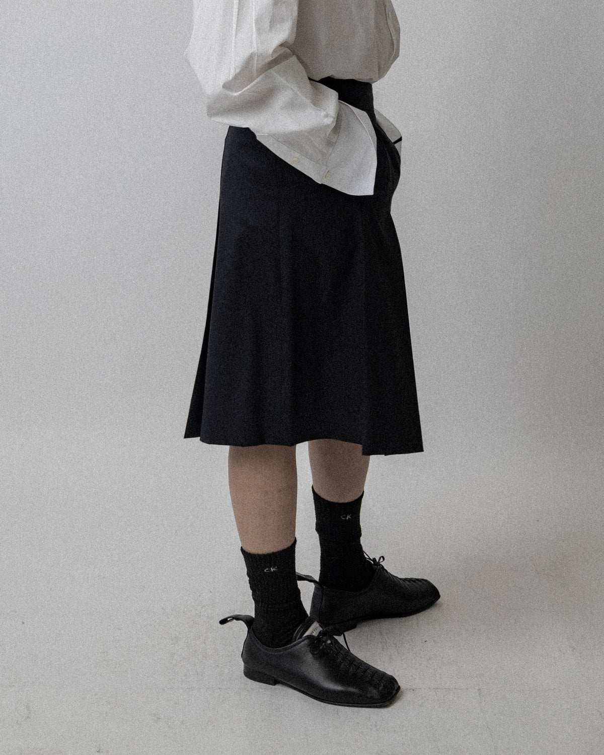 High Waisted Pleated Skort Wool Black - Waist 34.5''