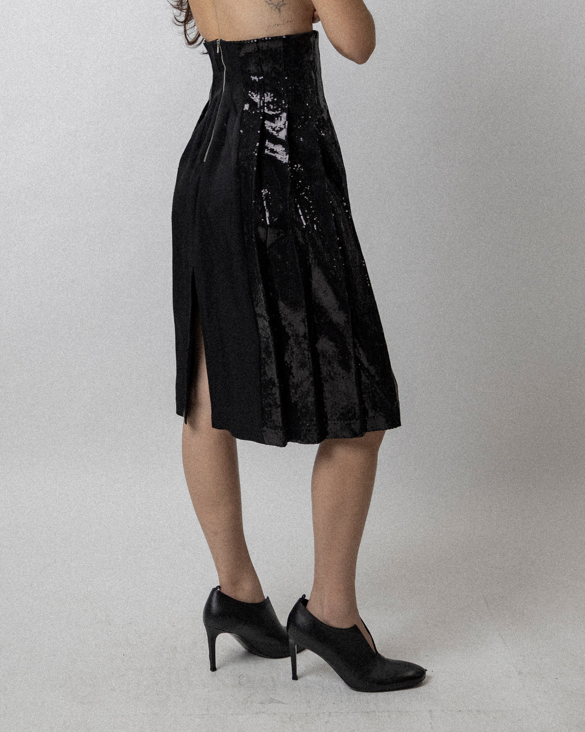 High Waisted Pleated Sequin Skirt Black  - Waist 27''