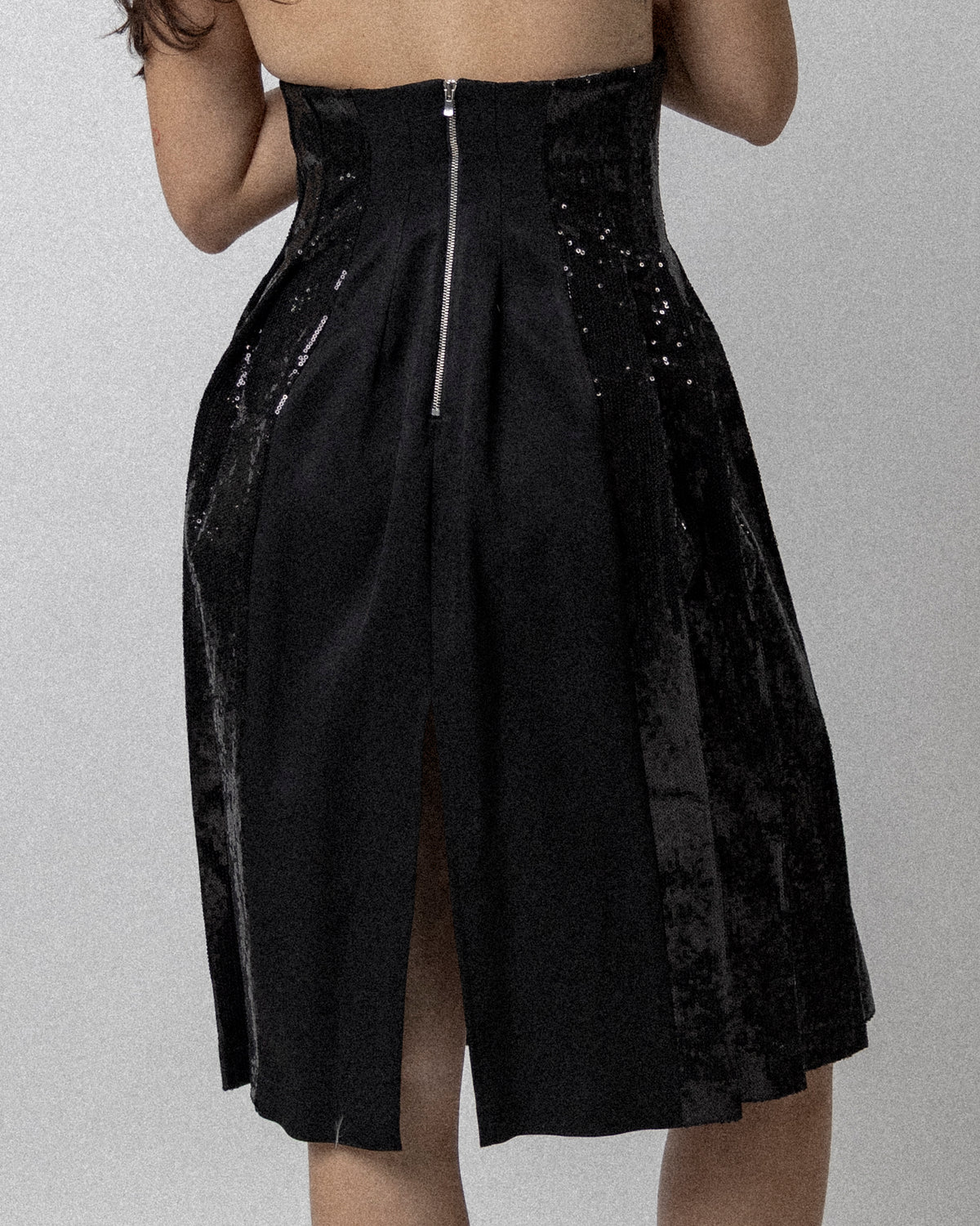 High Waisted Pleated Sequin Skirt Black  - Waist 27''