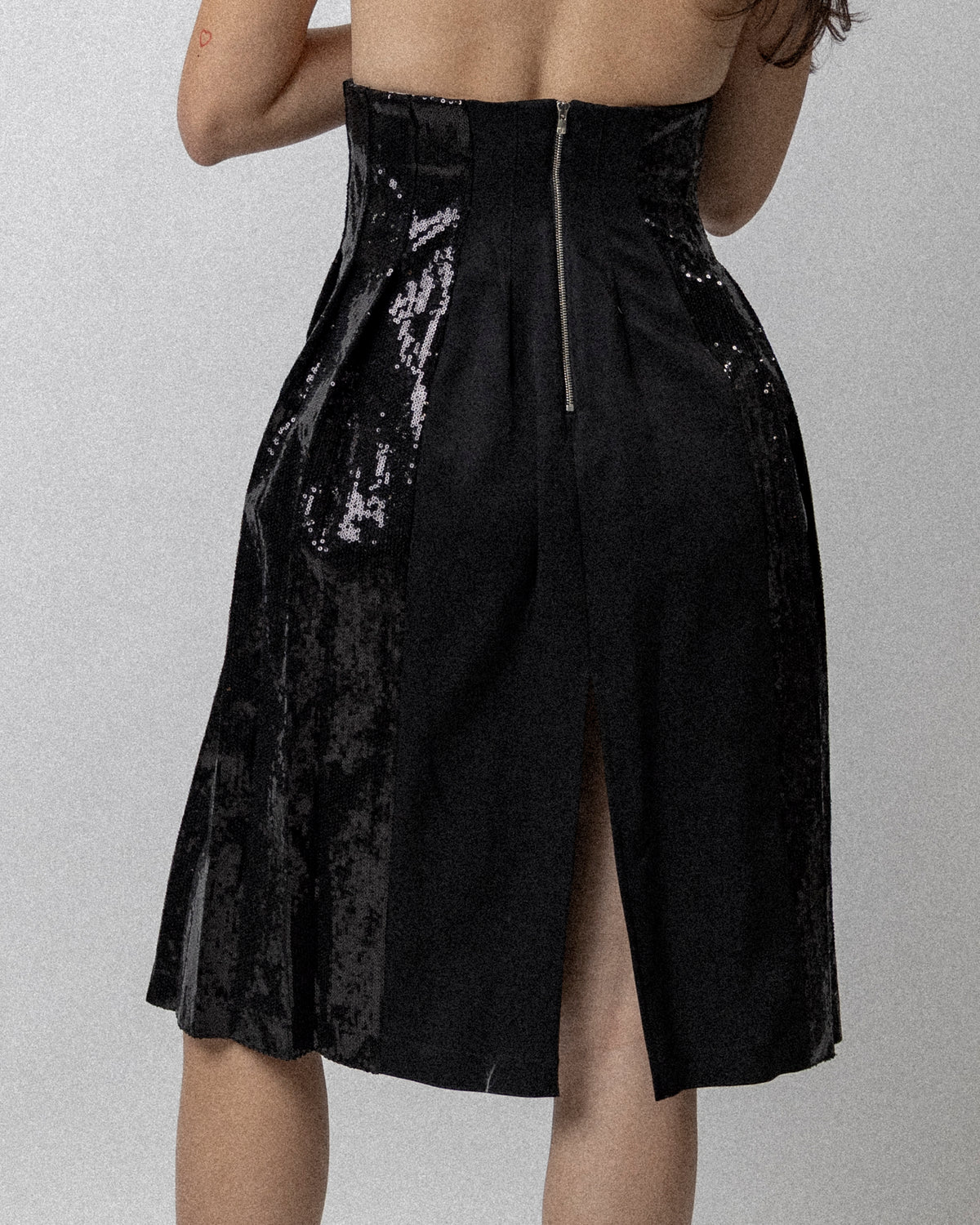 High Waisted Pleated Sequin Skirt Black  - Waist 27''