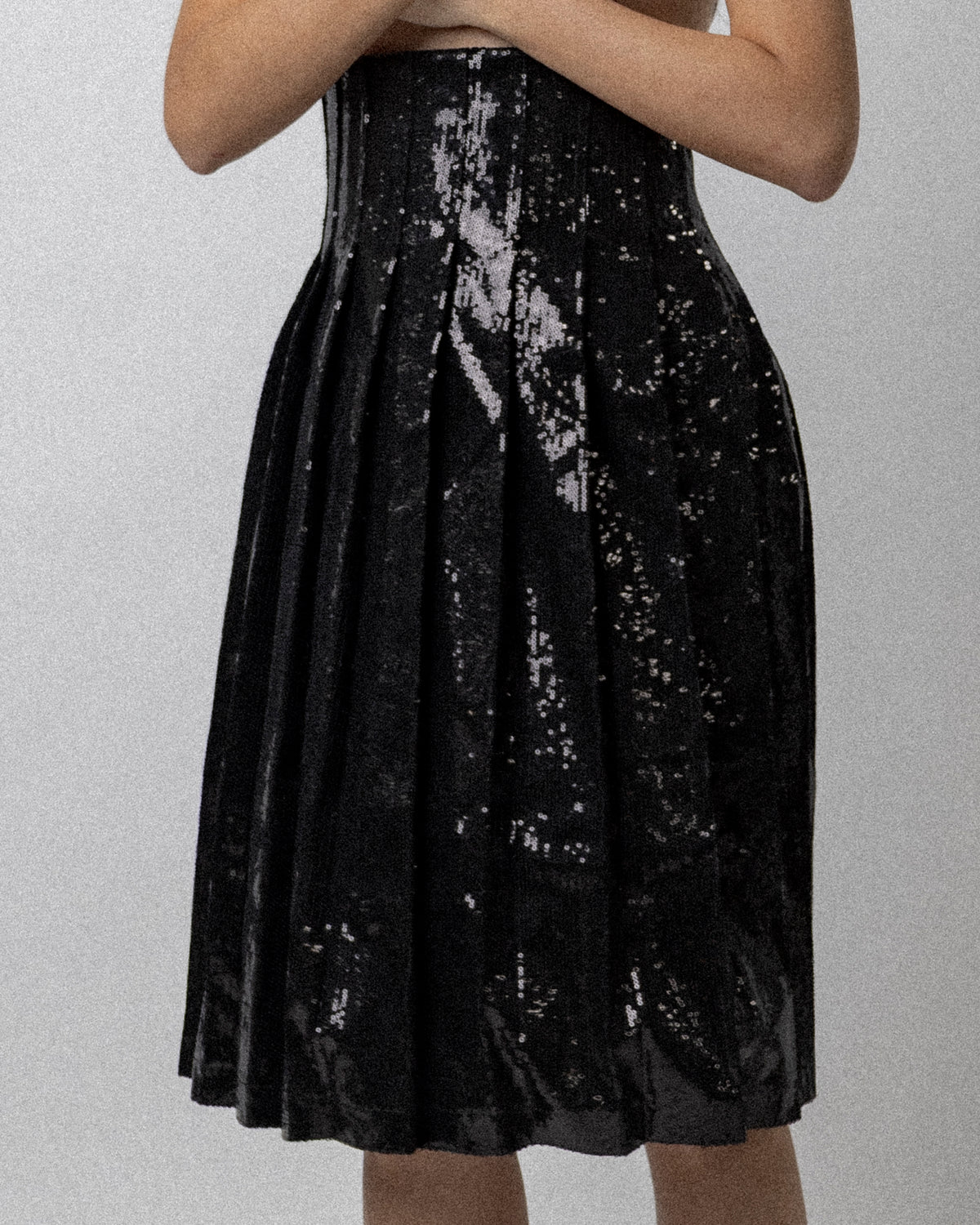 High Waisted Pleated Sequin Skirt Black  - Waist 27''