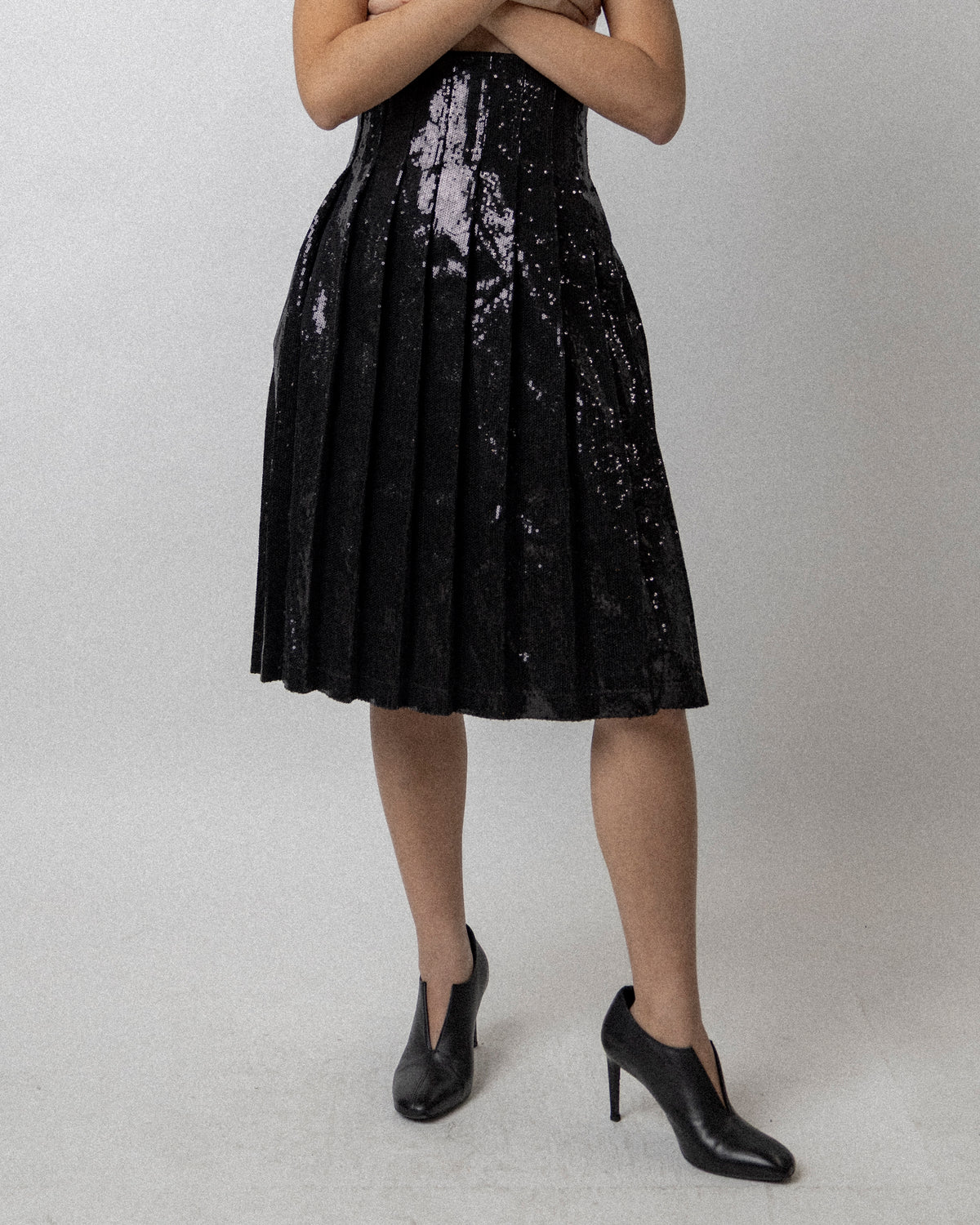 High Waisted Pleated Sequin Skirt Black  - Waist 27''