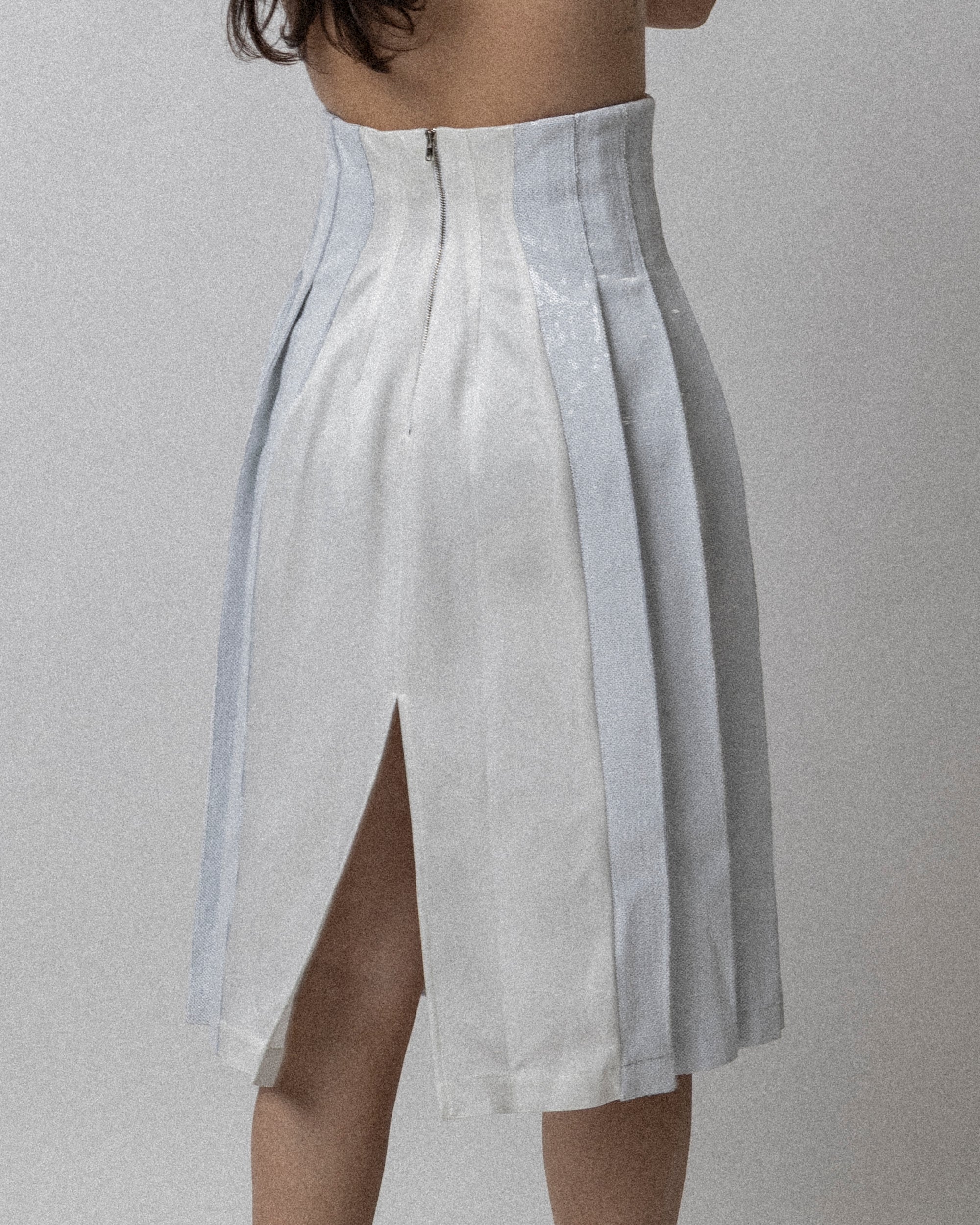High Waisted Pleated Sequin Skirt - White Waist 27''