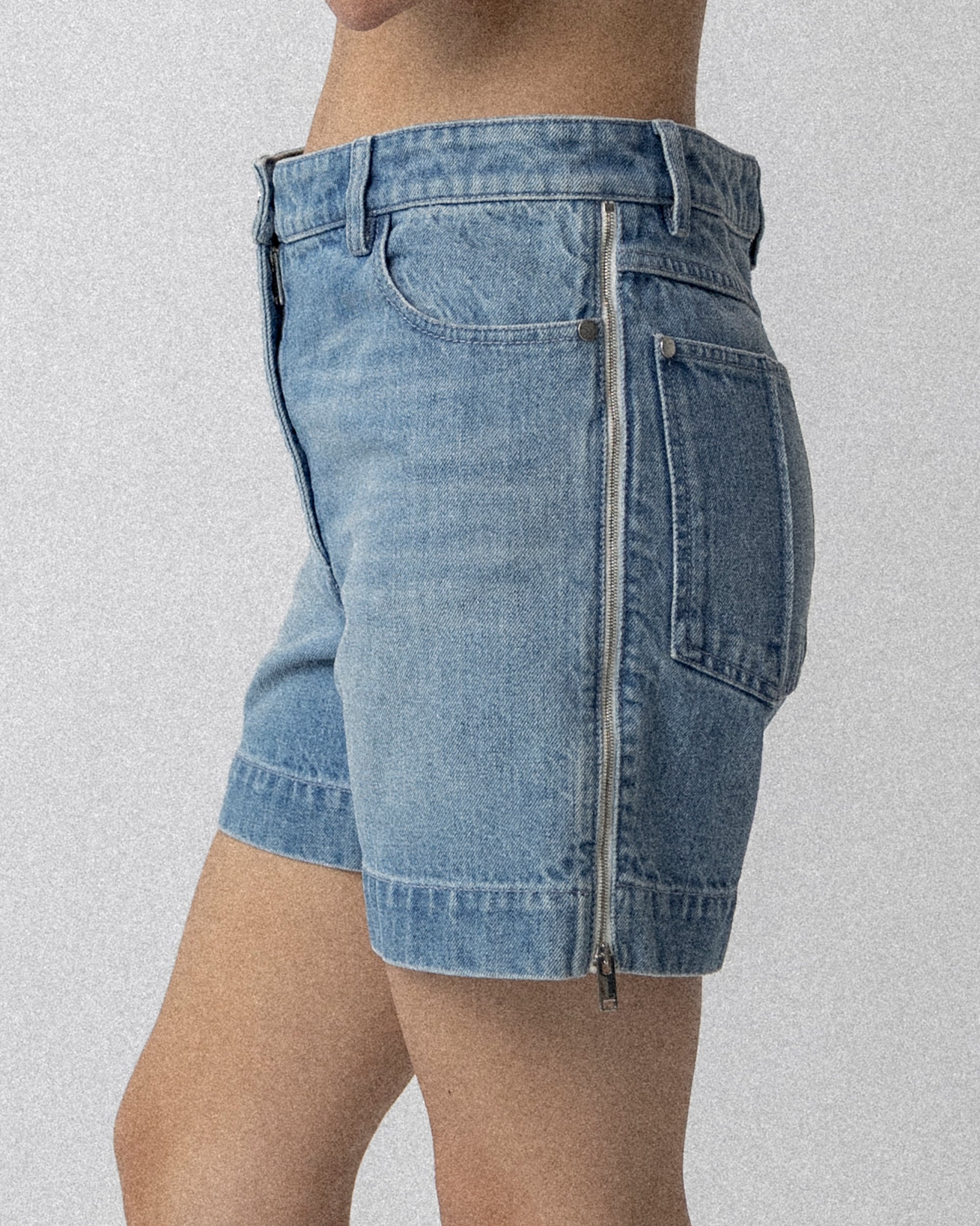 Side Zip Jean Short Light Blue Waist 32'' S